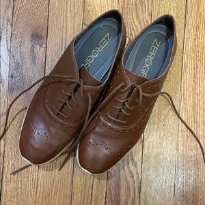 Cole Haan Brown Oxford shoes